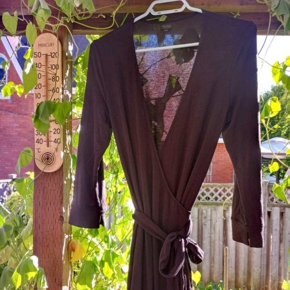 Aritzia Black Stretchy Wrap Dress, Medium - Picture 1 of 7